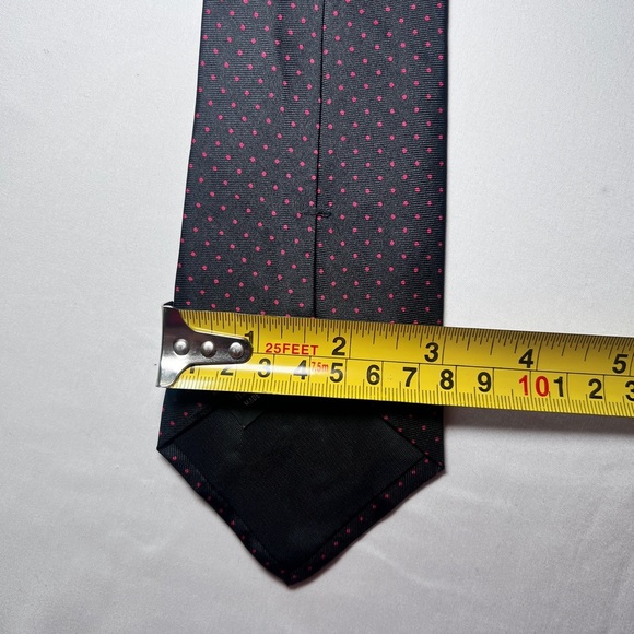 Sophisticated Black Tie with red Dots - Picture 4 of 5